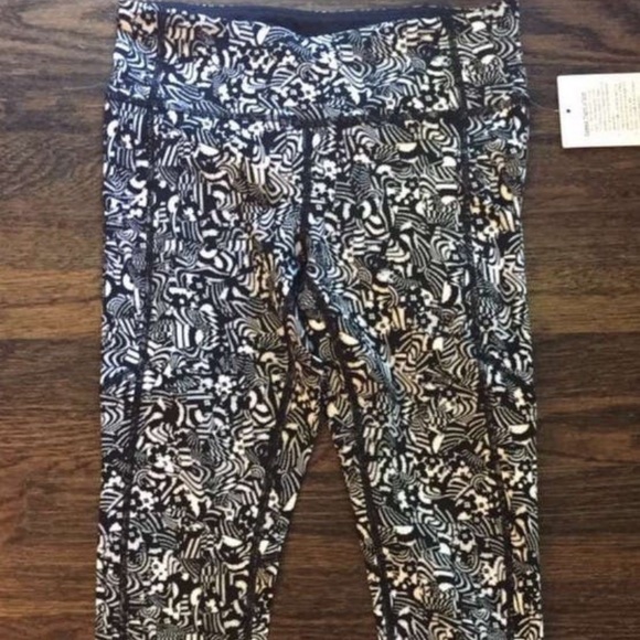 lululemon athletica Pants - Lululemon seawheeze leggings